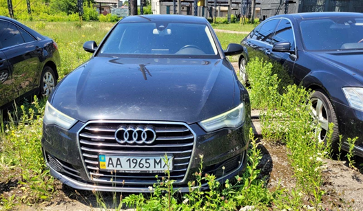 Автомобіль AUDI A6 2015 р.в., колір чорний, об’єм двигуна 2995 см. куб, номер кузова: WAUZZZ4G5GN061380, номер державної реєстрації: AA1965MХ