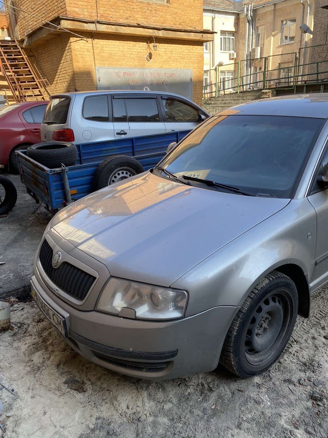 Легковий автомобіль Skoda Superb Classic 1,8, 2007 року, номер кузова TMBDL23U37B301234, номер державної реєстрації № АА9606СМ, інв. 26430. Основні засоби у загальній кількості 118 позицій (детальна інформація у публічному паспорті активу)