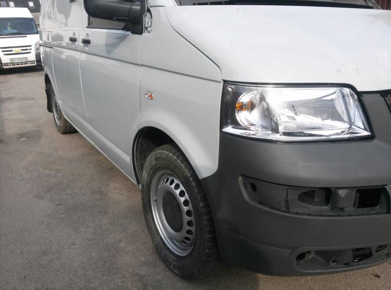 Автомобіль Volkswagen Transporter, держав.номер  №АН0379СХ, 2008 року випуску, номер шасі WV1ZZZ7HZ8H104409, об"єм двигуна 2,5, тип пального: дизель, основ. зас. 36 од., бланки (чекові книжки) в кількості  1 097 шт., осн.зас.36 од (зона АТО)