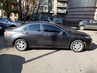 Легковий автомобіль HONDA ACCORD, рік випуску 2011, номер шасі, кузова JHMCU1650CC202614, номер державної реєстрації АЕ8235ЕТ