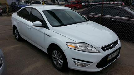 Легковий автомобіль Ford Mondeo Trend, 2011 року випуску, номер кузова WF0DXXGBBDBK66165, номер державної реєстрації АА4597КО;Автошини в кількості 9 шт.;Пальне-бензин марки А-95 в Автомобілі Ford Mondeo (АА 4597 КО), літри 18,51 л.