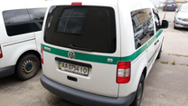 Легковий пасажирський автомобіль-В Volkswagen Caddy 1,6, 2010 року випуску, номер кузова WV2ZZZ2KZAX049643, номер державної реєстрації АА0754ІО; Автошини у кількості 2 шт.; Пальне-бензин марки А-95 в Автомобілі Volkswagen Caddy (АА 0754 ІО), 2,33 літри.