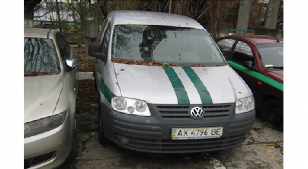 Легковий універсал Volkswagen Caddy,  2007 року, номер кузова WV2ZZZ2KZ8X061007, номер державної реєстрації АХ4796ВЕ, об'єм двигуна 1,6. Основні засоби у кількості 9 шт